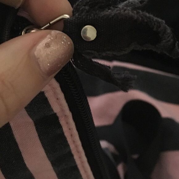 Y2K Victoria’s Secret Fabric Large Weekender Bag, Pink and Black Stripes - Picture 7 of 8